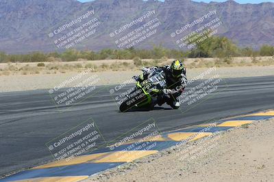 media/Mar-24-2025-Moto Forza (Mon) [[57ce5c5cff]]/1-Advanced Group/Session 3 (Turn 6 Inside)/